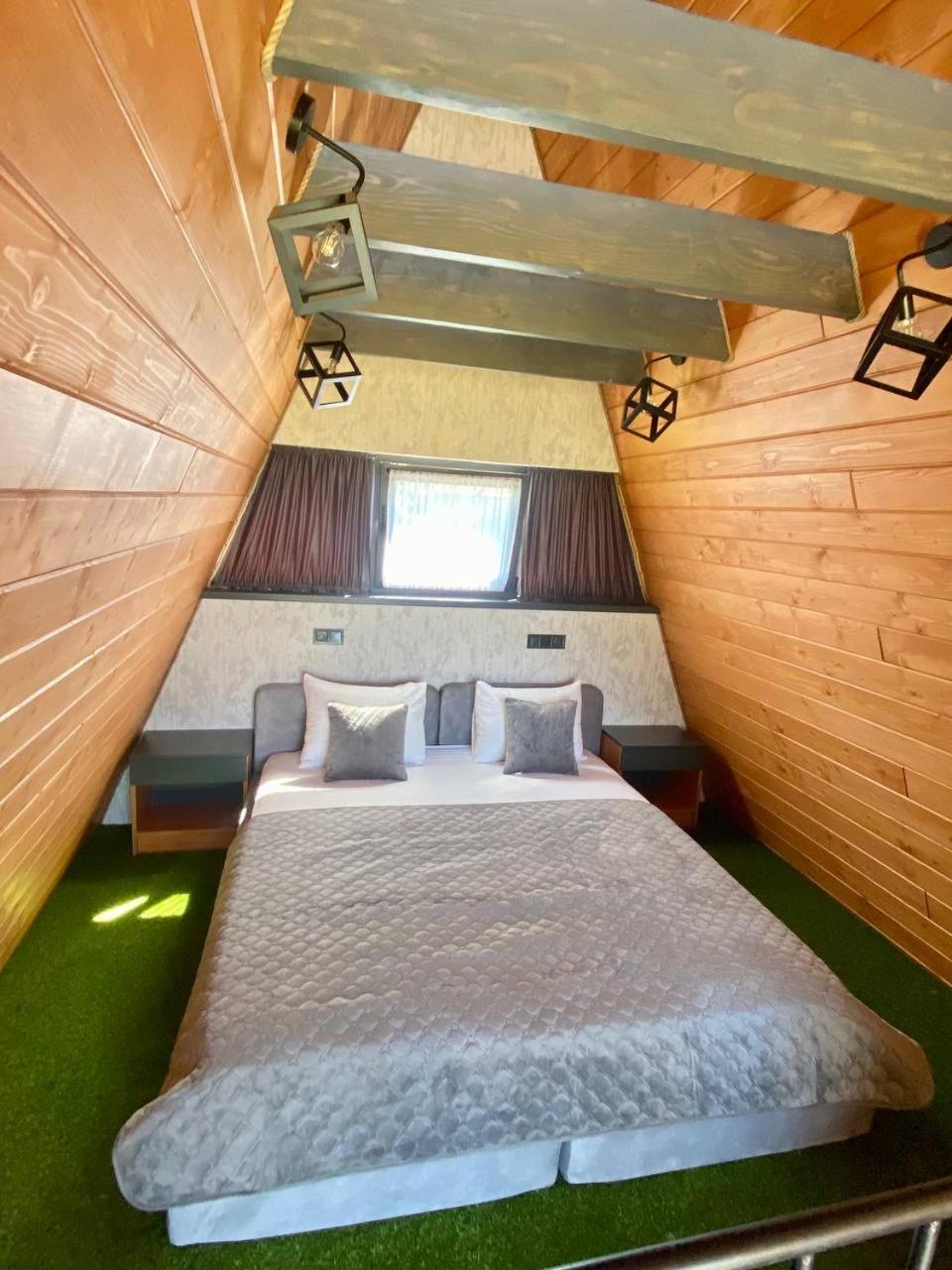 Appartamento Ярдана Skhidnytsia Esterno foto