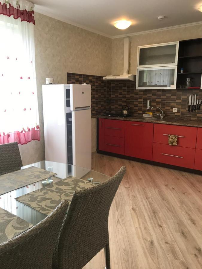 Appartamento Ярдана Skhidnytsia Esterno foto